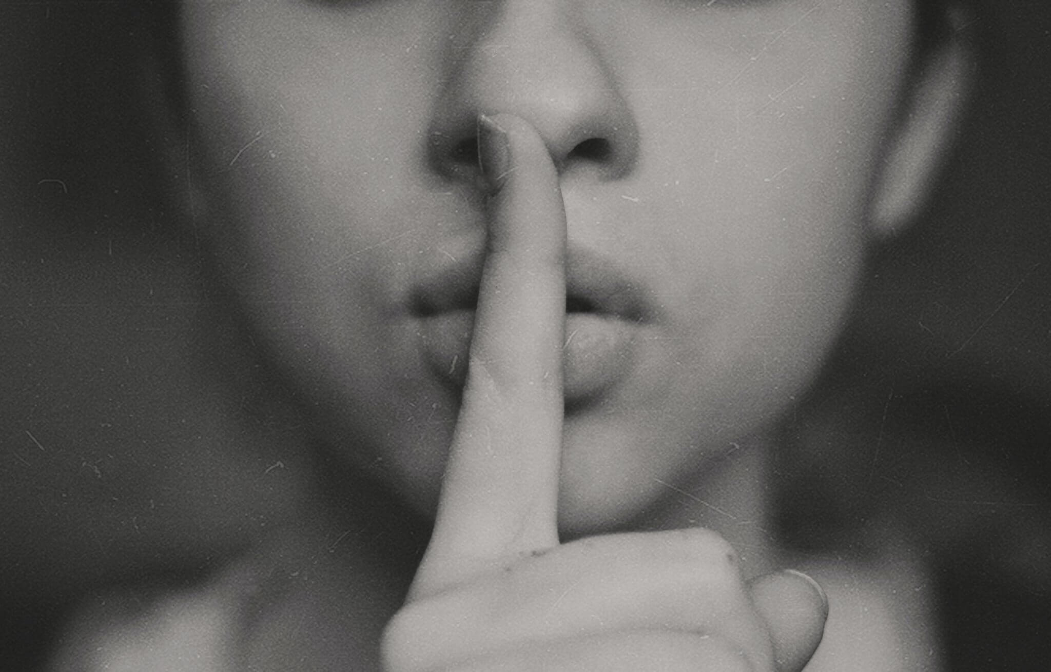 Qui Doit Rompre Le Silence Radio Qu'est-ce que le silence radio ? Fonctionne-t-il vraiment